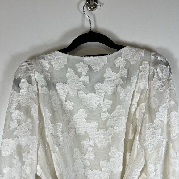 TANYA TAYLOR Top Womens 6 White Sleeveless Wrap Shirt Tie Embroidered Floral - Picture 8 of 9